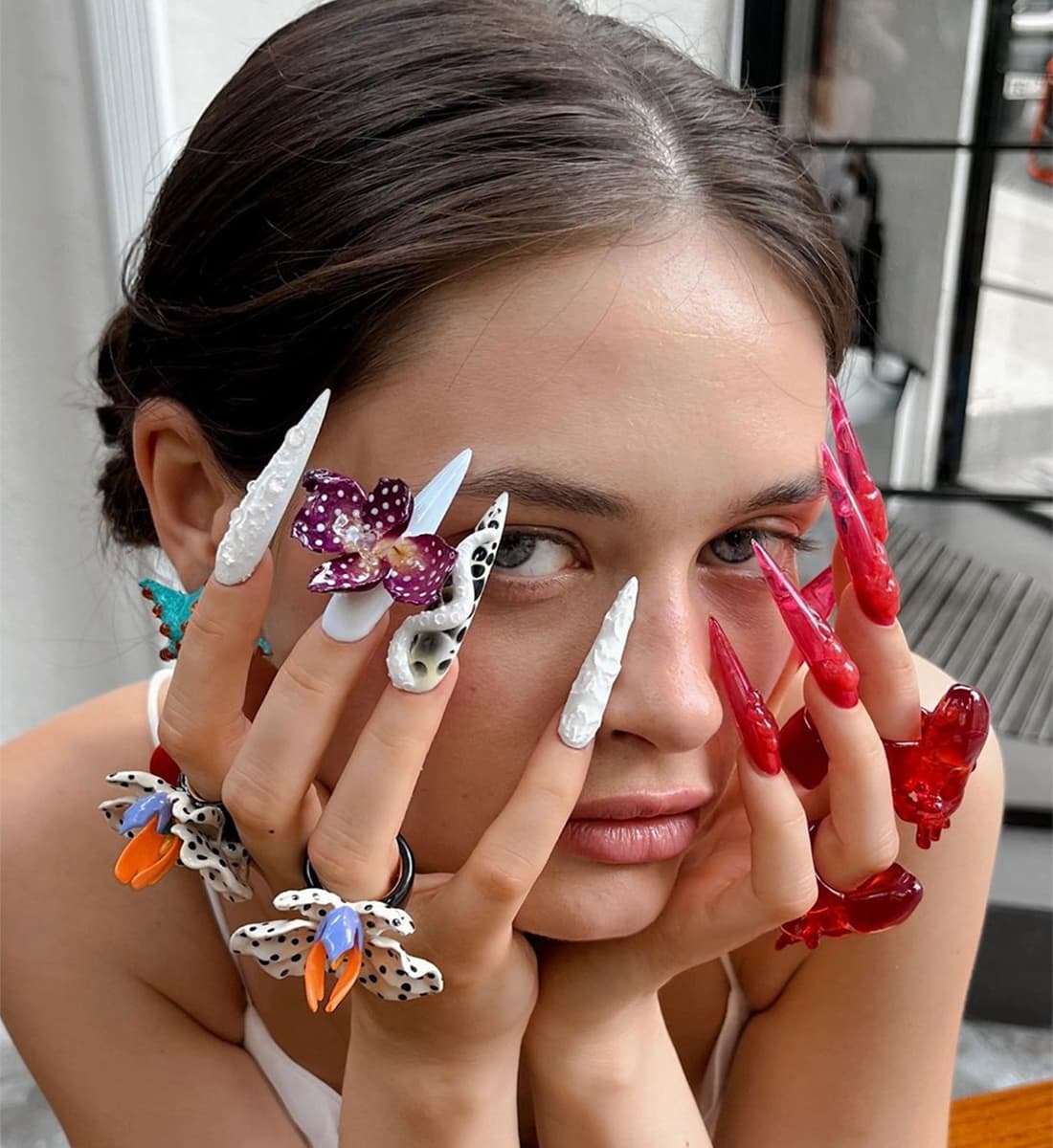 Good Manicure: Science and Art in Ten Fingers