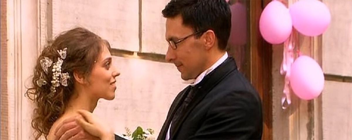 If Love Lives in the Heart - Don't Be Born Beautiful